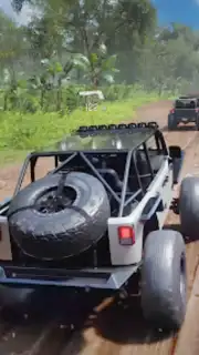 offroad SUV jeep 4x4 driving captura 3
